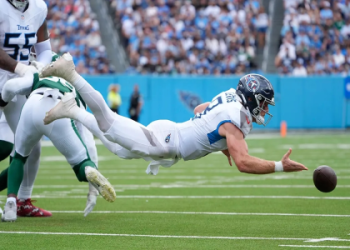 Top 40+ Derek Carr Fantasy Football Team Names for 2024