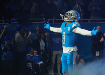 DK Metcalf vs Marquise Brown: Which Wide Receiver Should You Draft in 2024?