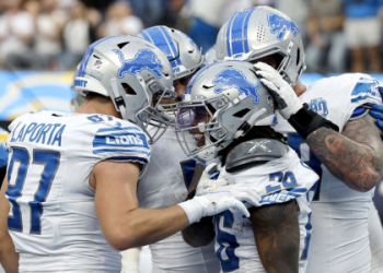 3 Key Signs of Detroit Lions' Rise in NFL Fandom