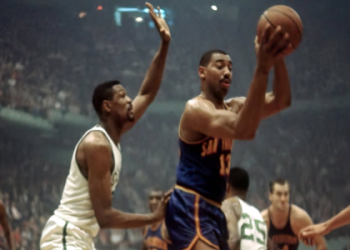 Michael Jordan vs Wilt Chamberlain: Who Has the Highest Vertical in NBA?