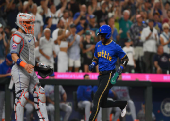 Randy Arozarenas Salary in 2024: What Is His Annual Pay with the Seattle Mariners?