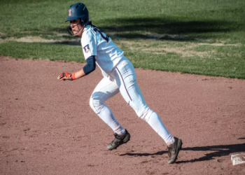 Southern Indiana and St. Thomas Baseball Collision: See the Crazy Play Here
