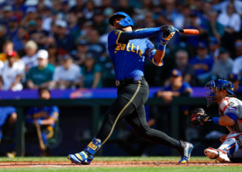 Houston Astros and Seattle Mariners: Check Out the Match Player Stats