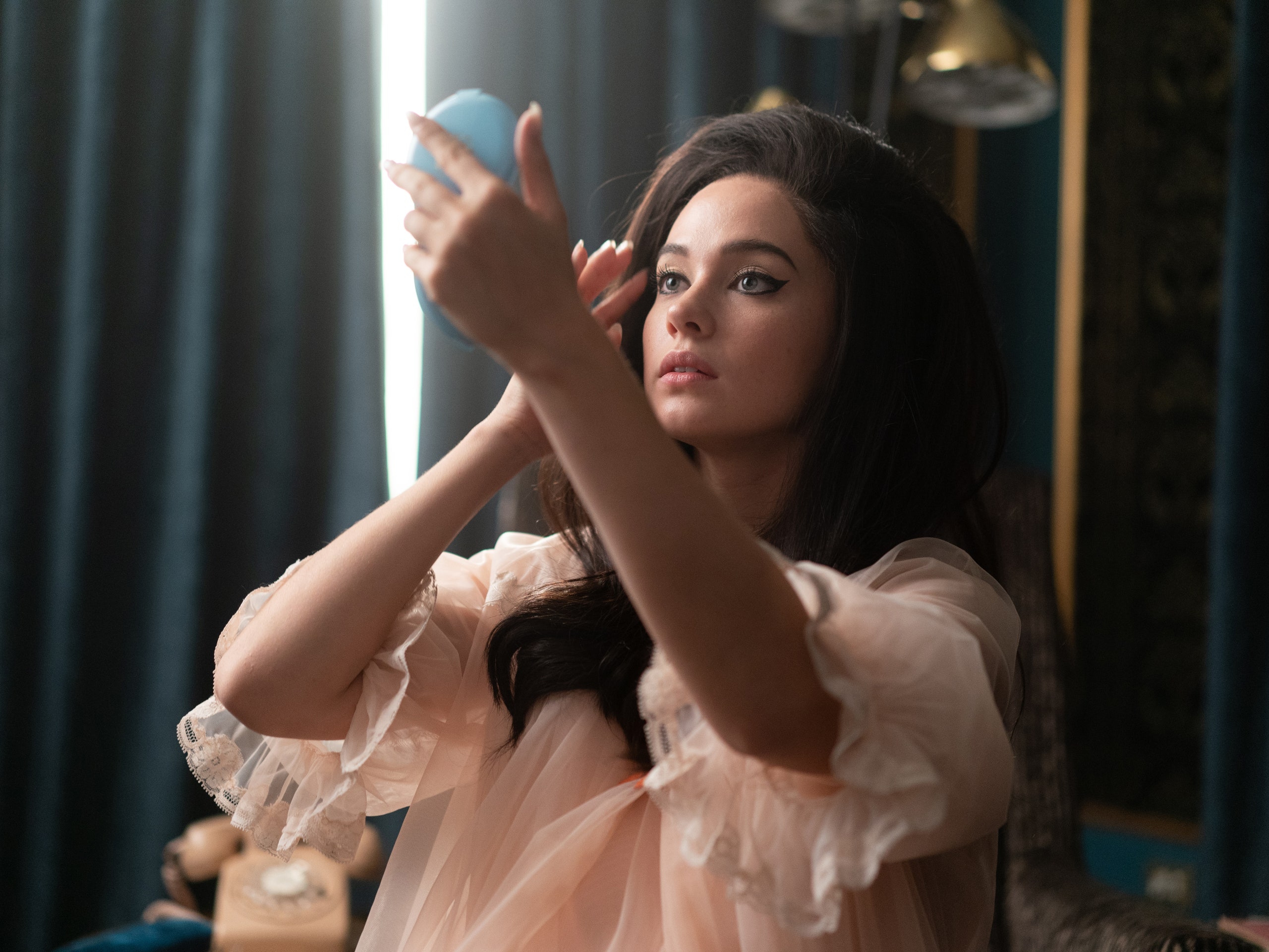 Following Phillipa Mariee: The Best Places to Stay Updated on Her Latest Films and Roles!
