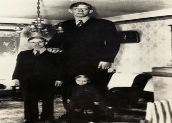 Exploring the life of Robin Christensen Roussimoff, Andres son