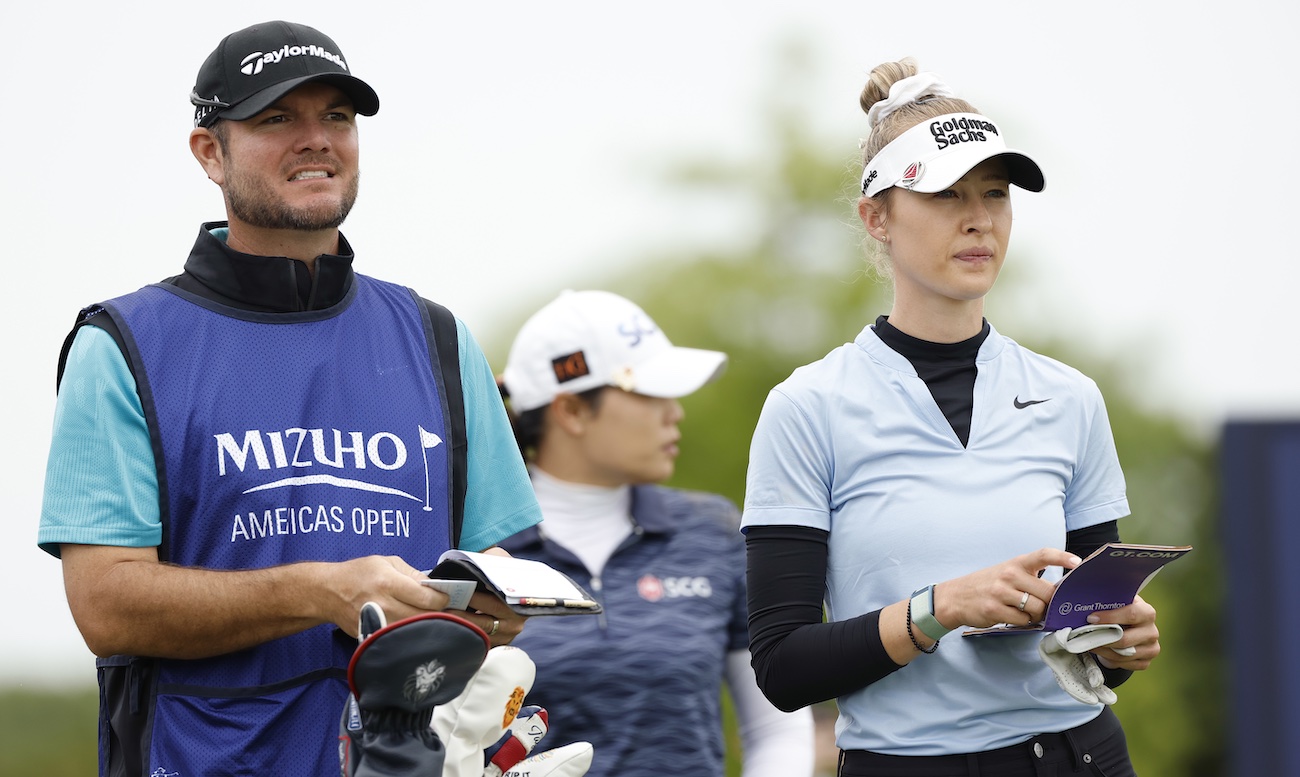 Meet Nelly Kordas caddie: The key player on her team