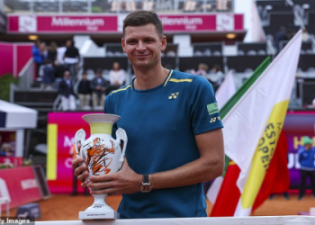 Hurkacz Girlfriend: All the Details on His Love Life!