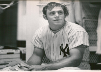 Rock the Yankees Bronx Bombers Hat Like a True Fan!