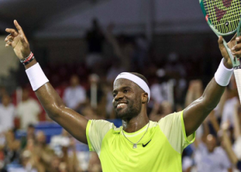 Watch Tiafoe vs Galan:  A Quick and Easy Preview of This Exciting Tennis Match!