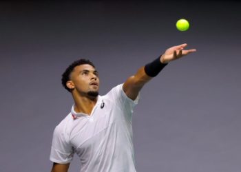 Bet on Azarenka vs Yastremska? Check This Easy Prediction First!