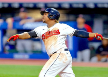 Fantasy Baseball: kyle tucker or george kirby? (Who to Draft This Year?)