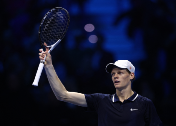 Need a Medvedev vs De Minaur Prediction? Check This Out!