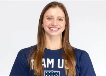 What is Kirsten Watsons height? Lets find the answer together!