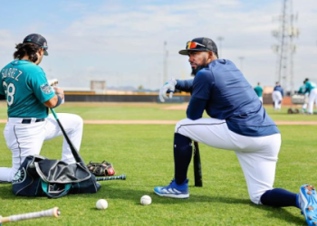 Teoscar Hernandez: Inside His Relationship with His Girlfriend