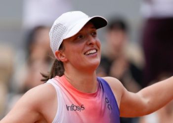 Who is favored in the Coco Gauff vs Ons Jabeur prediction? Examining their recent performance and head-to-head.