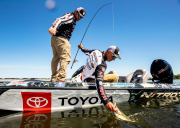 Is Mackenzie Hughes net worth growing fast? We explore his tournament prize money and sponsorships.